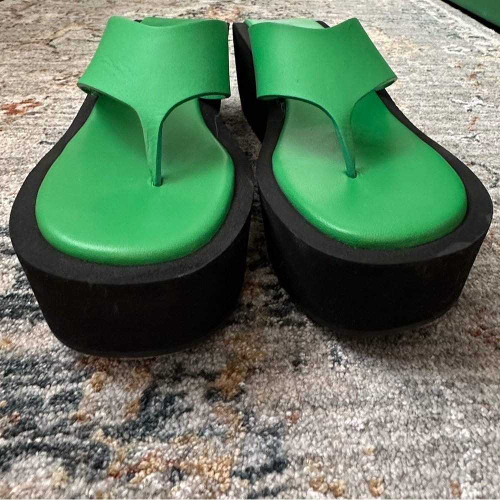 FRAME Le Ocean Platform Wedge Flip Flop Sandals Grass Green NWOT 7.5 - Picture 7 of 10